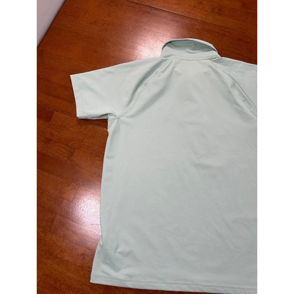 Abercrombie & Fitch good clean